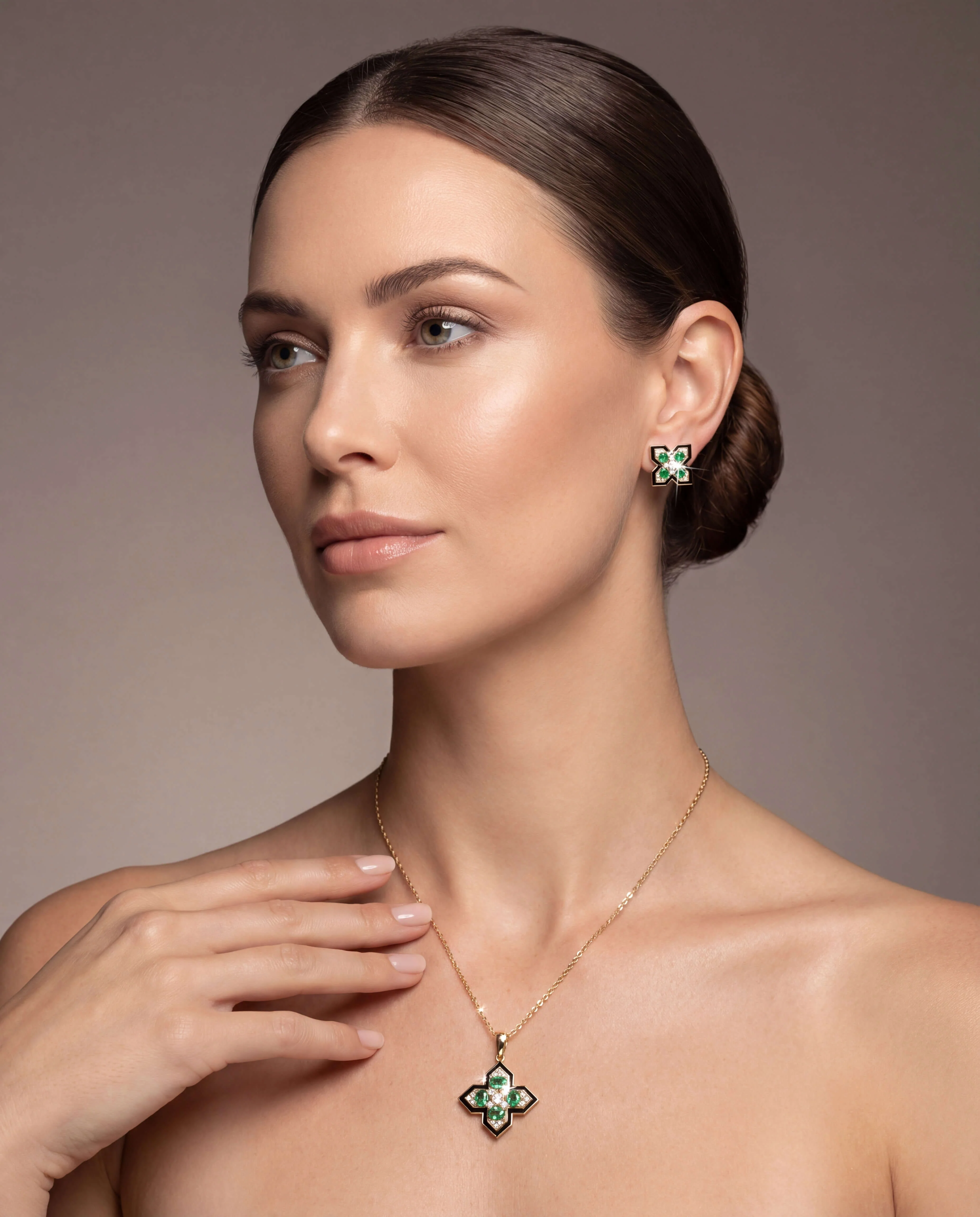 Emerald Eclipse Pendant - Image 3