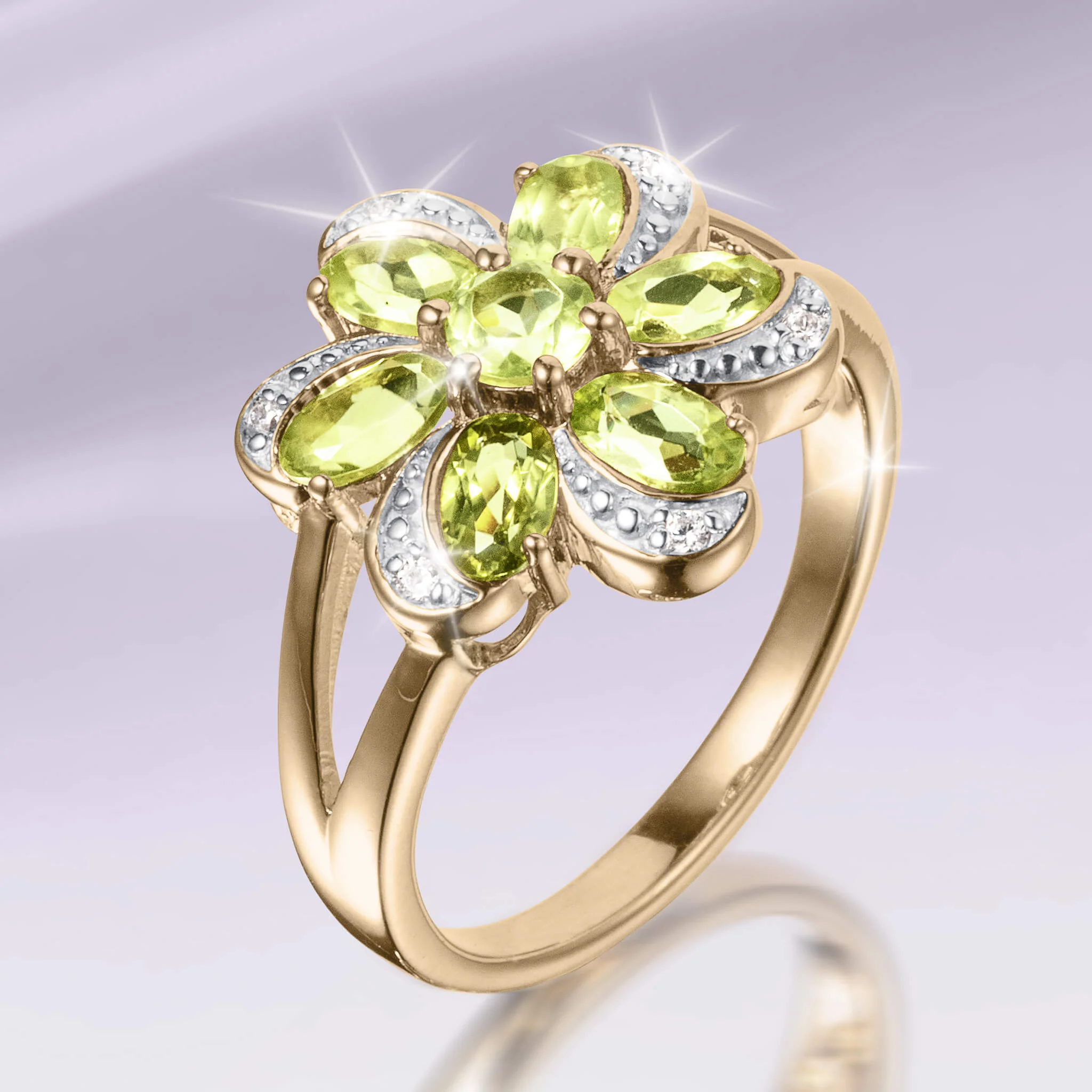 Flora Peridot Ring - Image 2