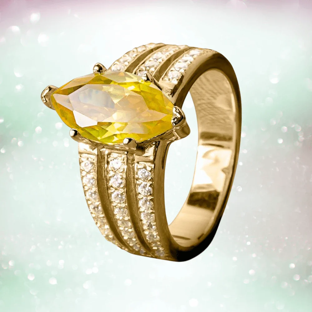 Golden Antoinette Marquise Ring - Image 2