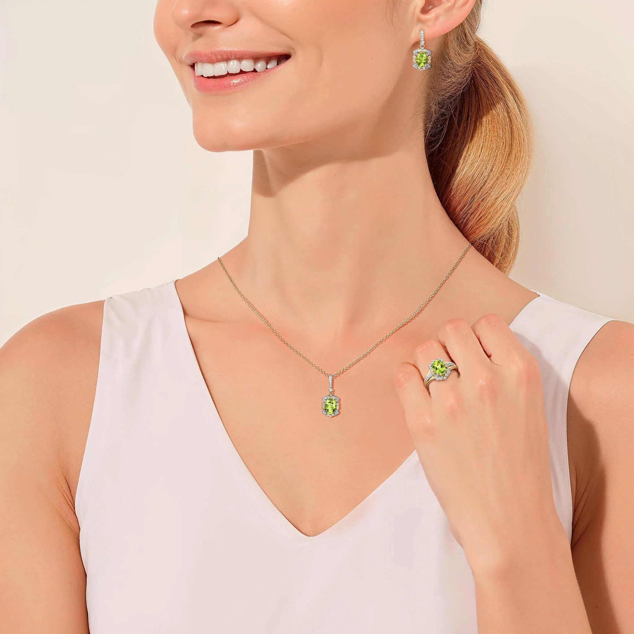 Lumina Peridot Ring - Image 4