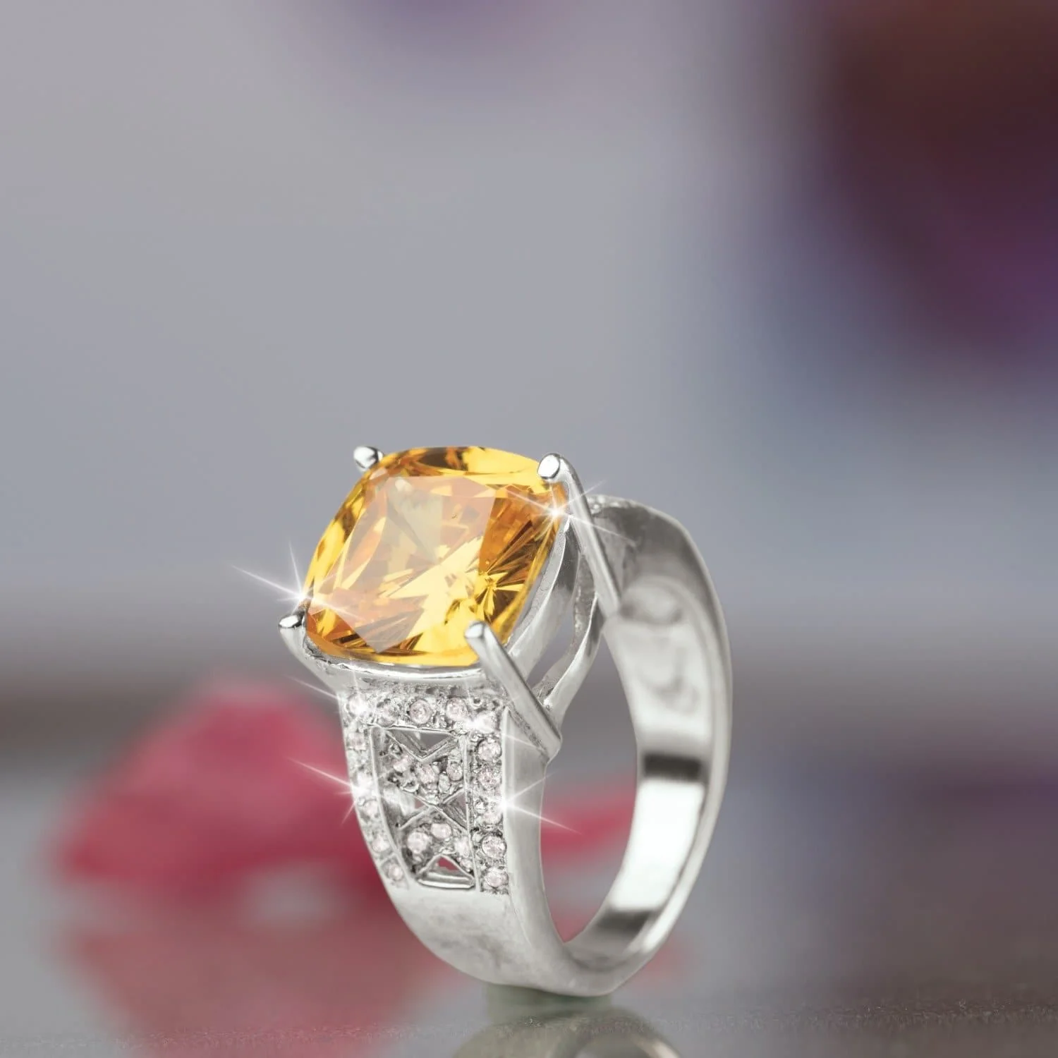 Luxe Canary Ring - Image 2