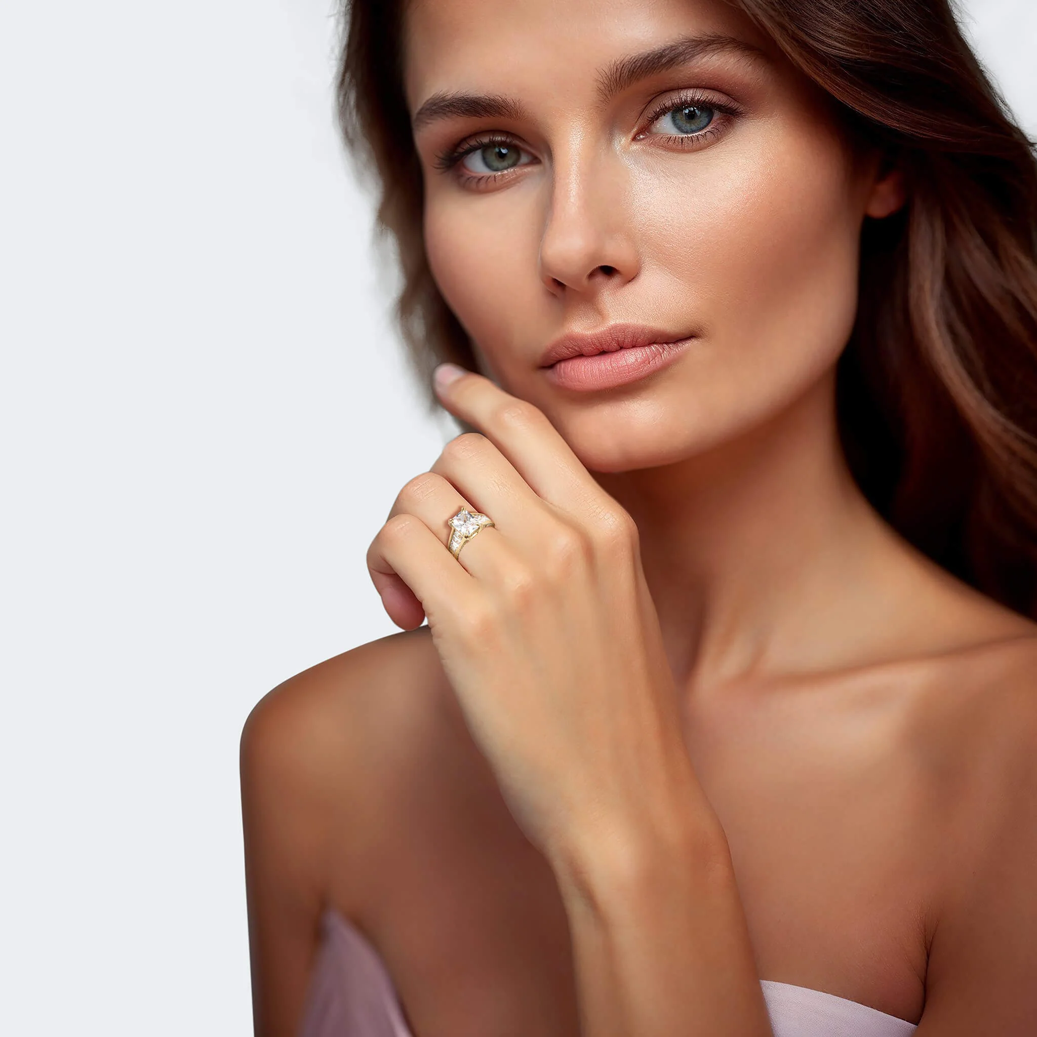 Luxoria Ladies Ring - Image 3