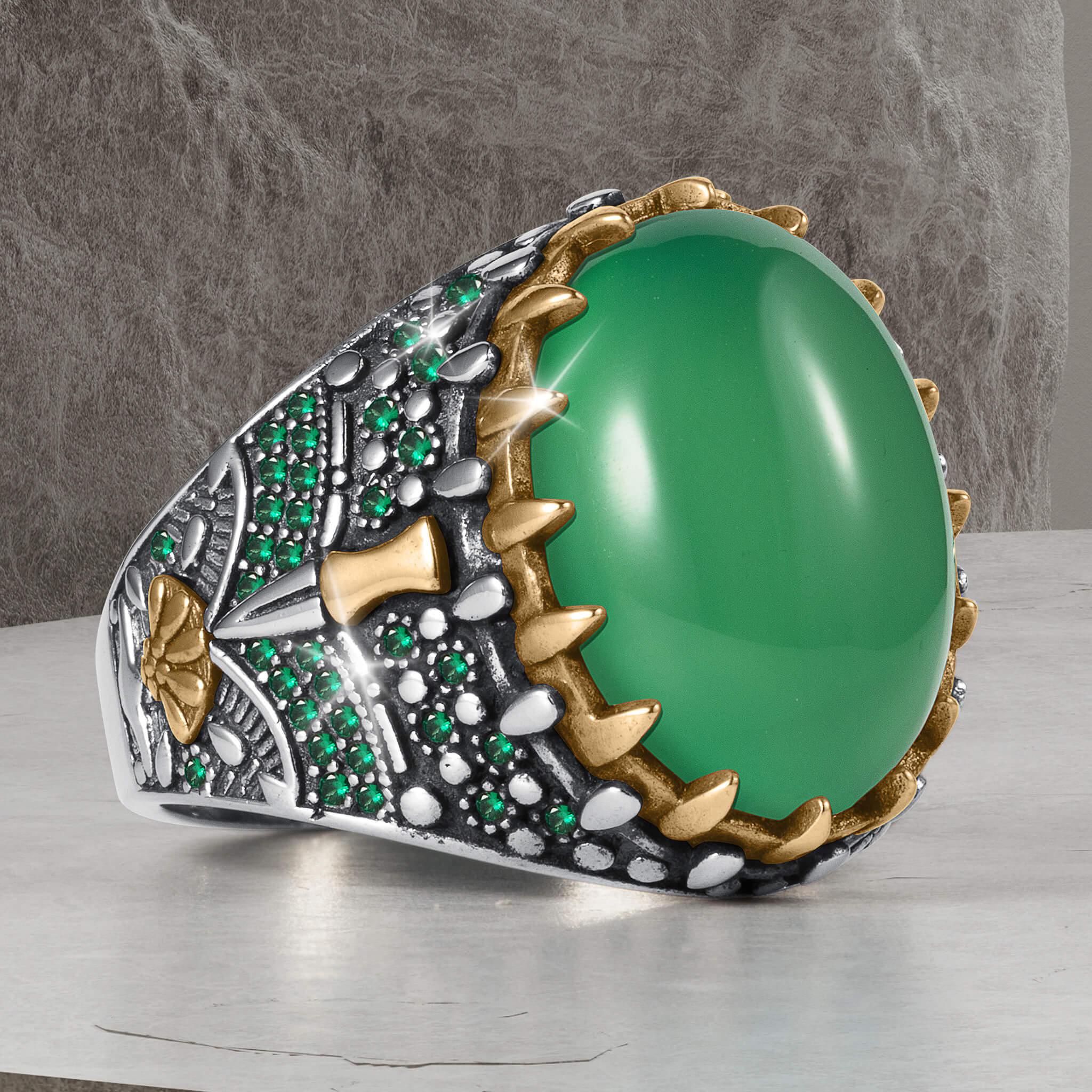 Onyx Valor Men's Ring - Image 2