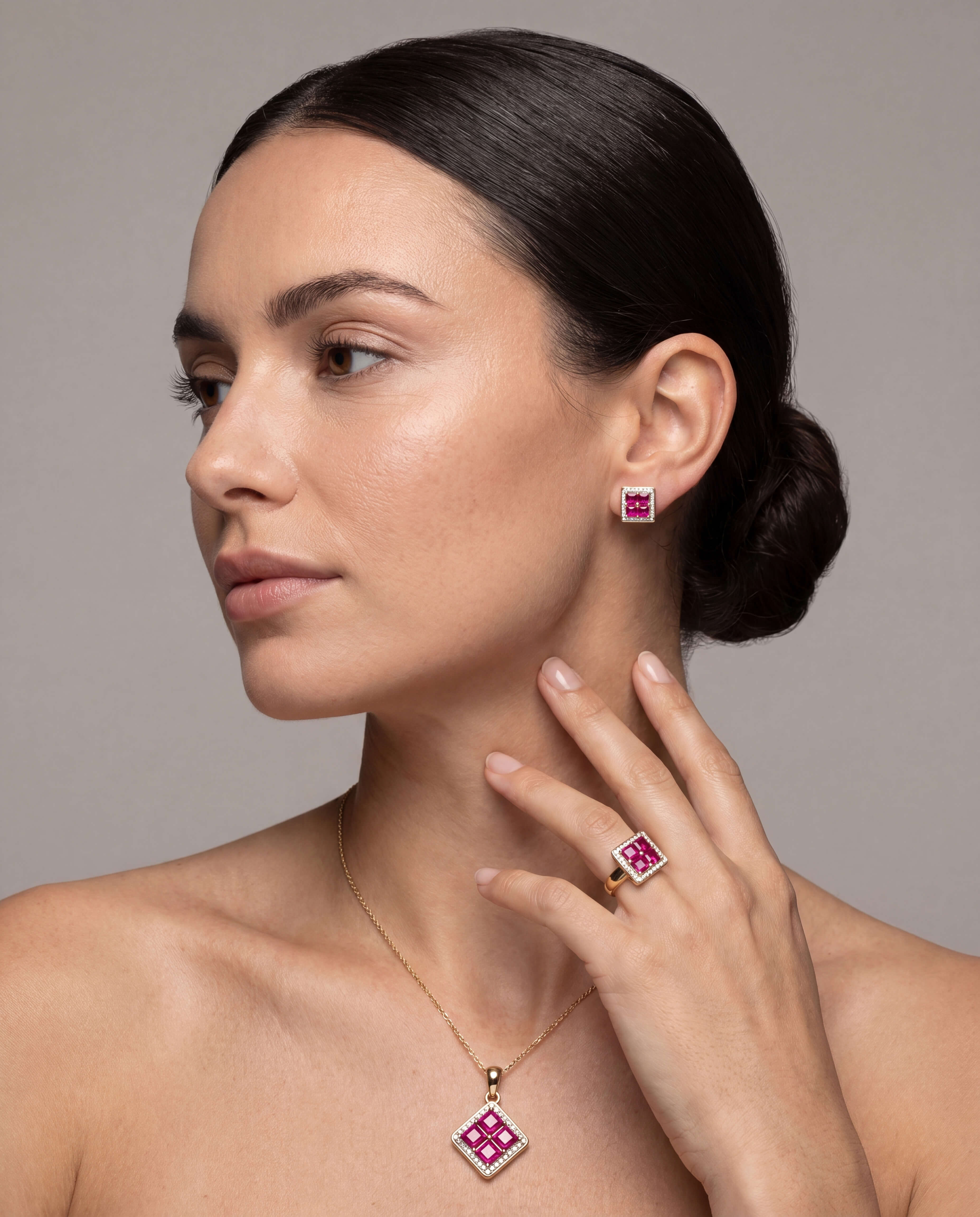 Rouge Lumiere Ruby Pendant - Image 3