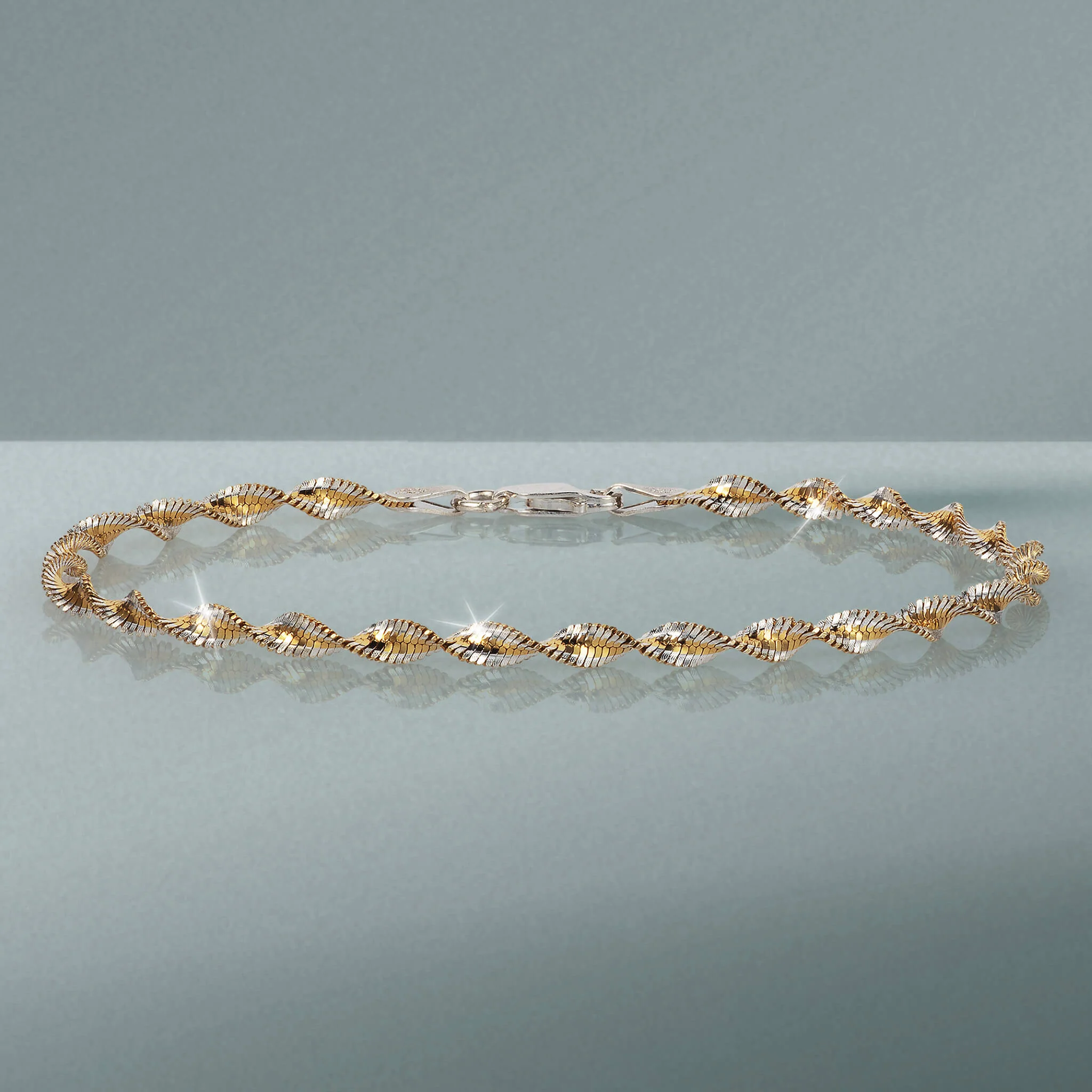Sorrento Twist Bracelet - Image 2